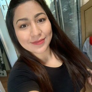 Meet your Posher, Marisa